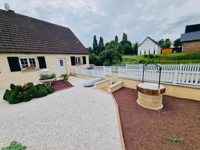 Pavillon - 93 m² - 5 pièces