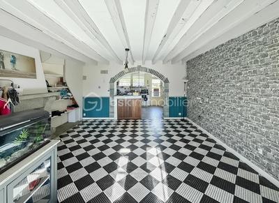 Maison - 135 m² - 7 pièces