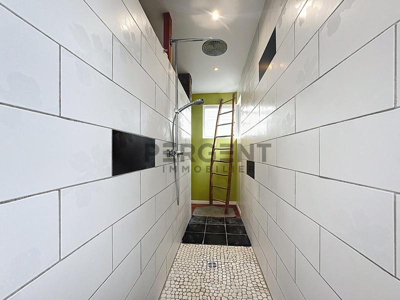 Maison - 190 m² - 6 pièces