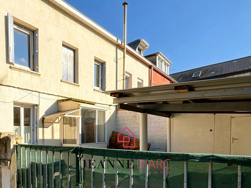 Maison - 70 m² - 4 pièces