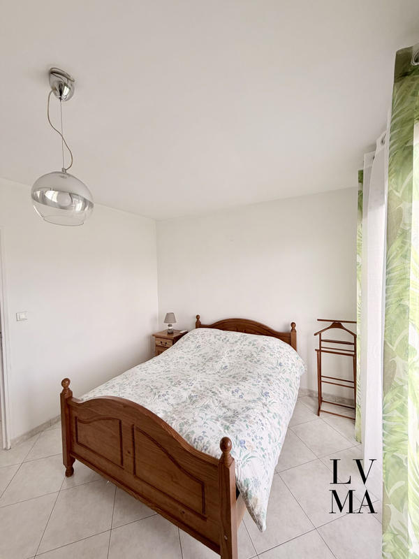 Appartement - 82 m² - 3 pièces