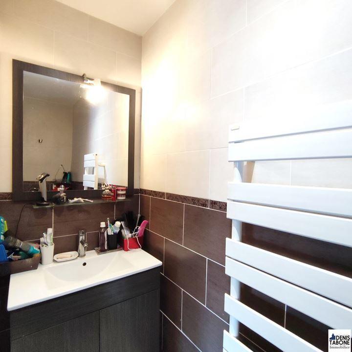 Maison traditionnelle - 178 m² - 7 pièces