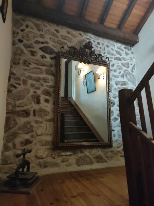 Maison - 240 m² - 10 pièces