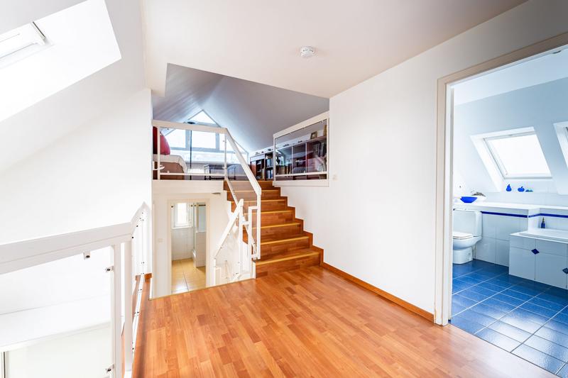 Villa - 207 m² - 7 pièces