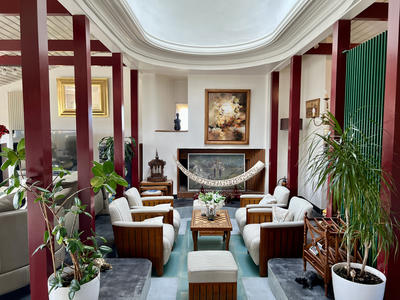 Duplex - 241 m² - 7 pièces