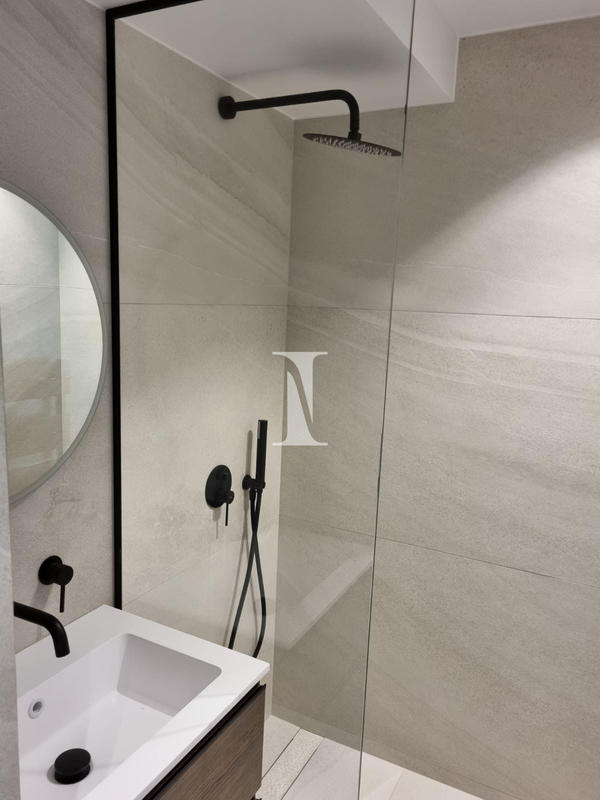 Appartement - 110 m² - 4 pièces