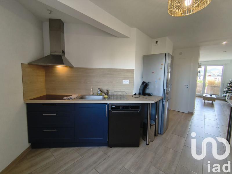 Appartement - 80 m² - 4 pièces