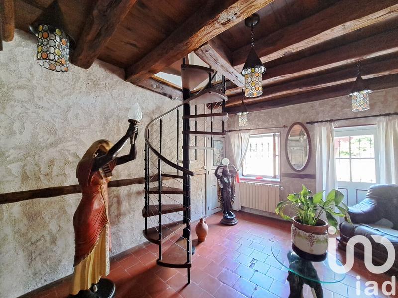 Maison de village - 223 m² - 10 pièces