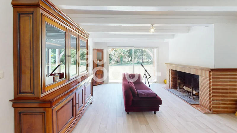 Maison - 179 m² - 6 pièces