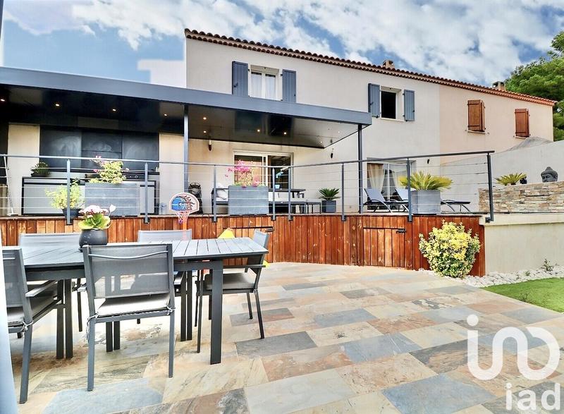 Maison - 101 m² - 4 pièces