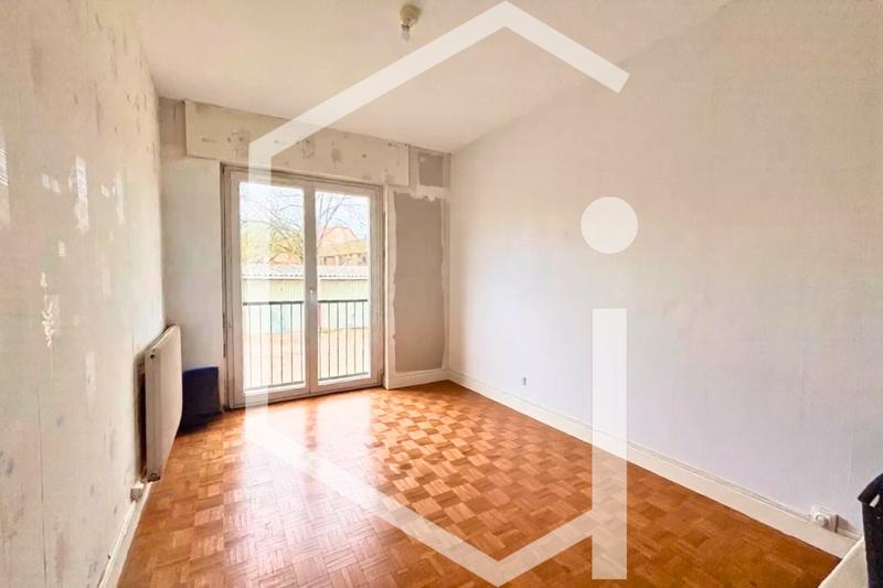 Immeuble - 305 m² - 16 pièces