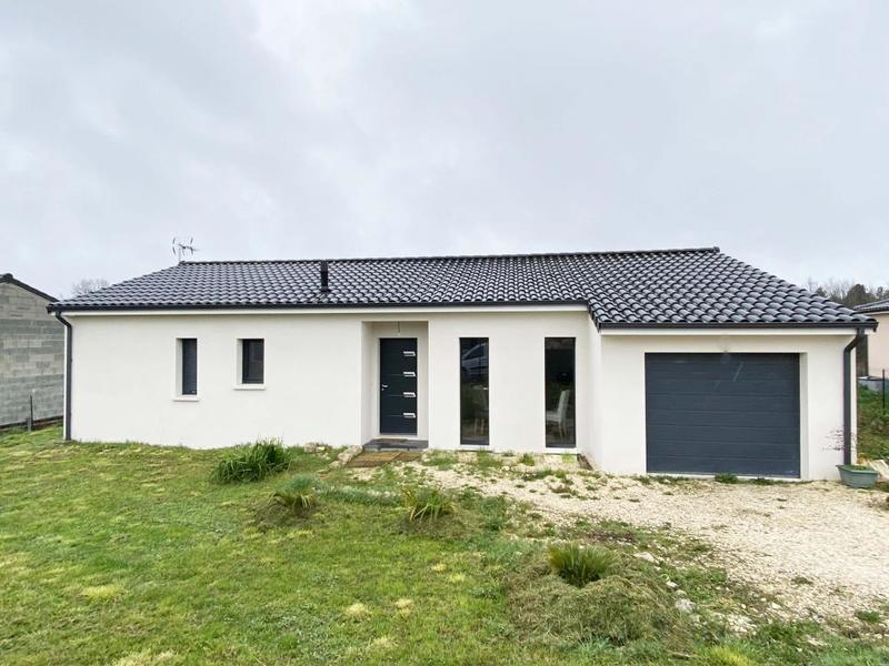 Maison - 90 m² - 4 pièces