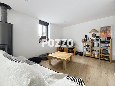 Maison - 97 m² - 5 pièces