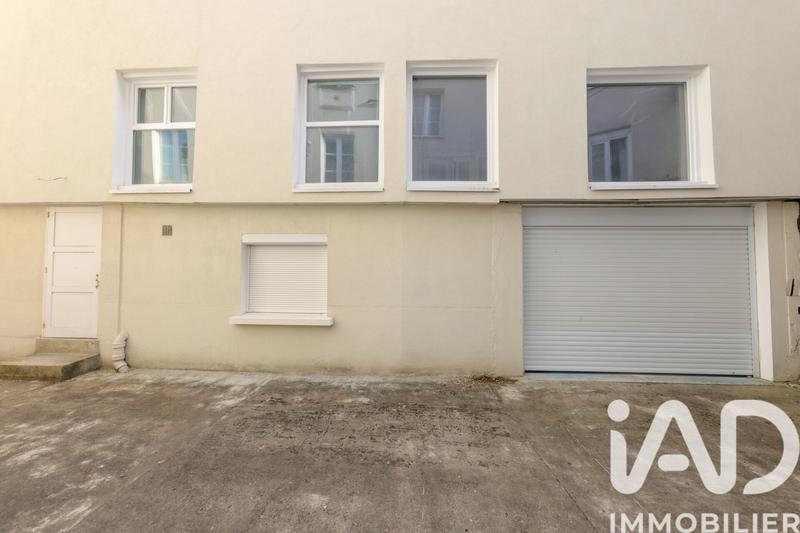 Appartement - 217 m² - 8 pièces