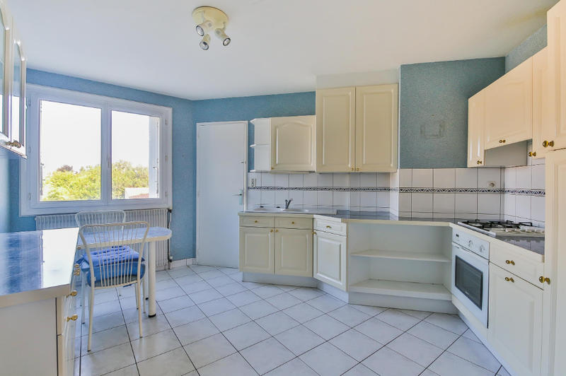 Appartement - 95 m² - 3 pièces