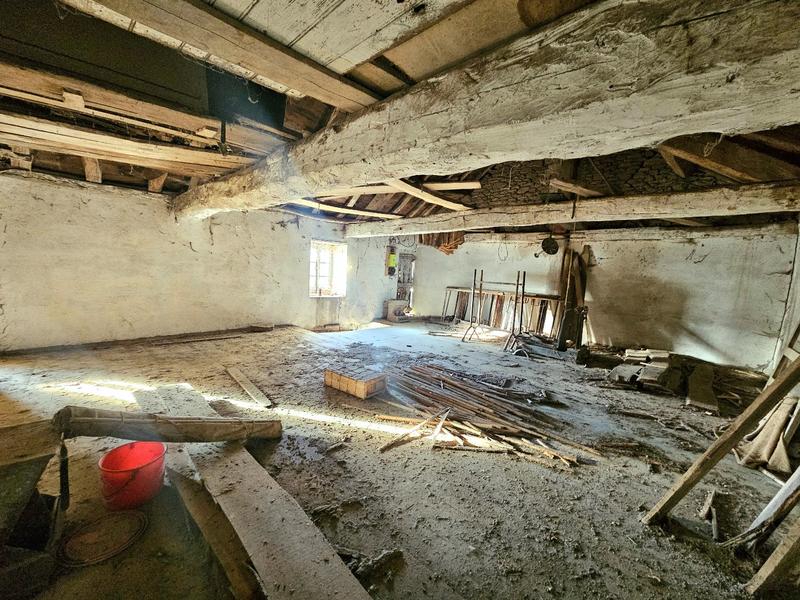 Maison - 250 m² - 5 pièces