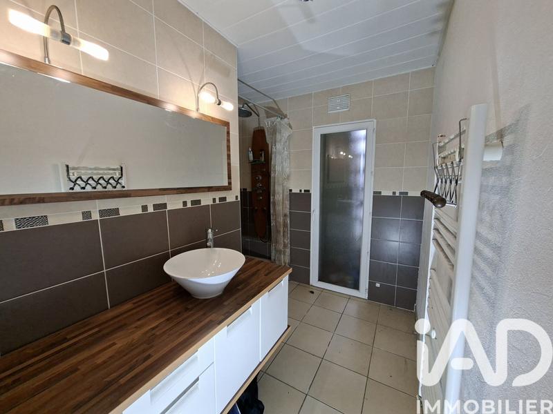 Appartement - 85 m² - 5 pièces