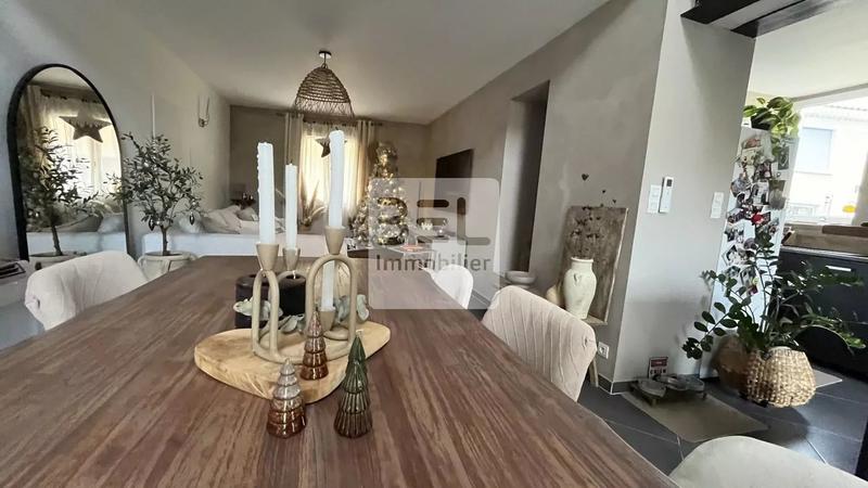 Maison de village - 96 m² - 5 pièces