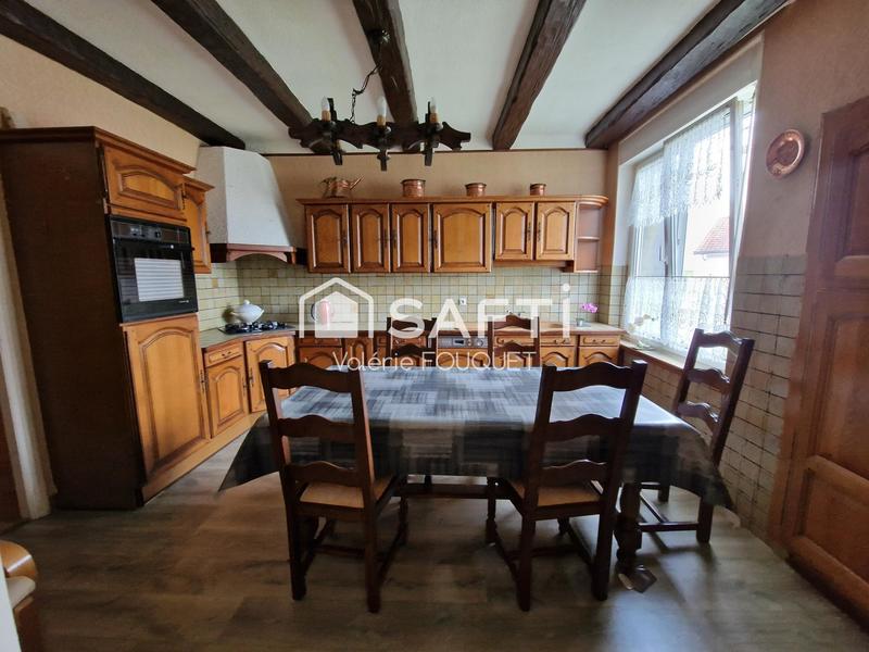 Maison - 163 m² - 9 pièces