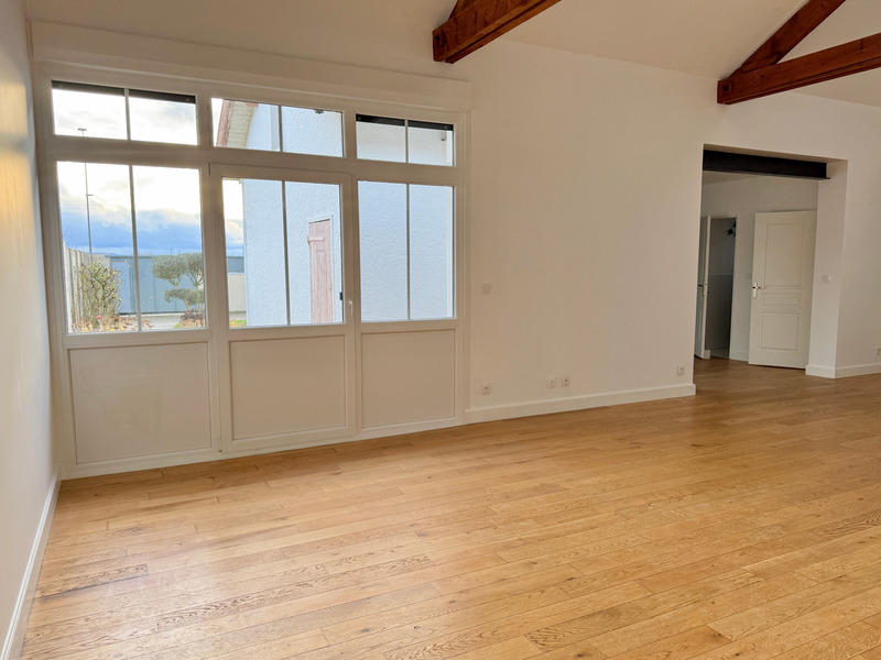 Maison - 137 m² - 5 pièces