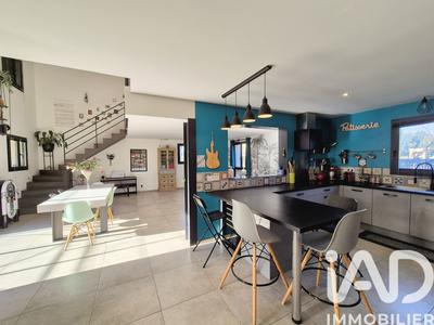 Maison - 145 m² - 6 pièces