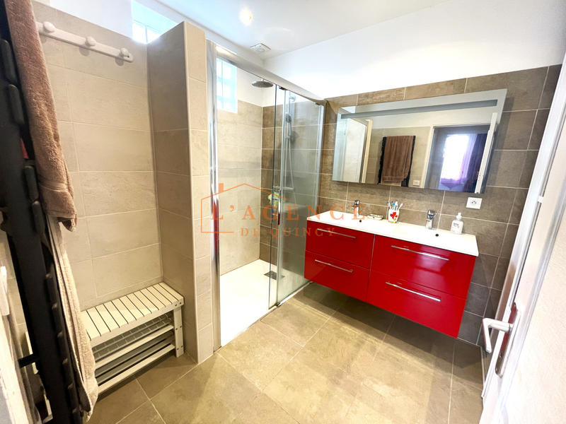 Maison - 108 m² - 5 pièces