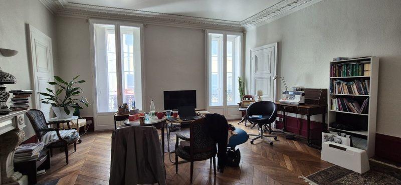 Appartement - 155 m² - 4 pièces