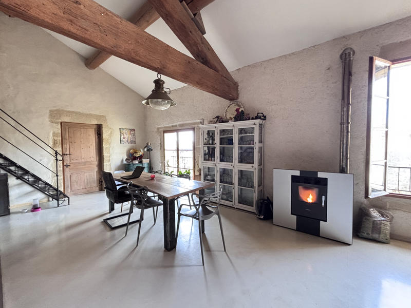 Maison - 227 m² - 6 pièces