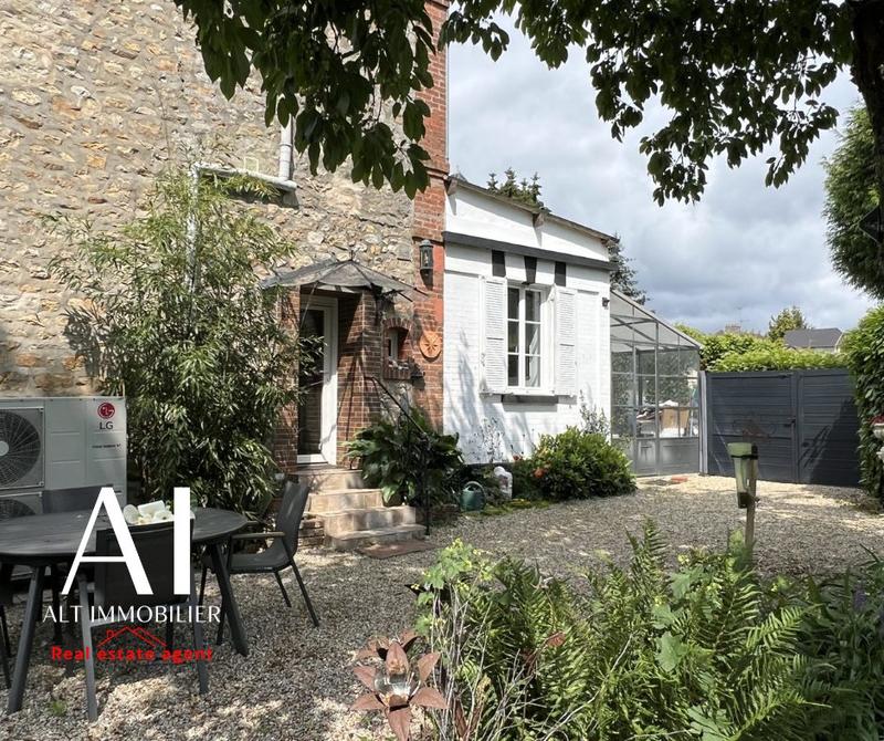 Maison - 140 m² - 7 pièces