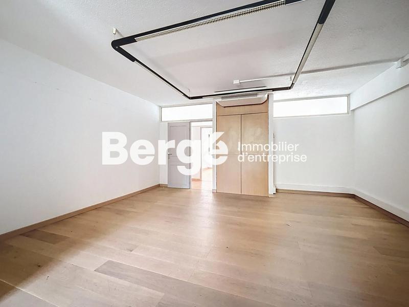 Bureau - 70 m² - 3 pièces