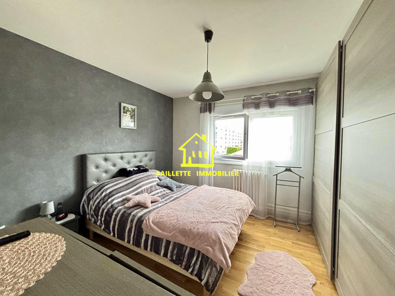 Maison - 96 m² - 4 pièces