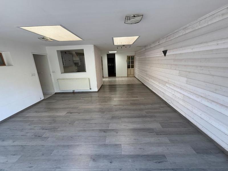 Maison - 173 m² - 9 pièces