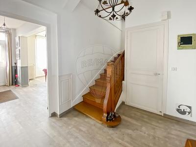 Maison - 147 m² - 6 pièces