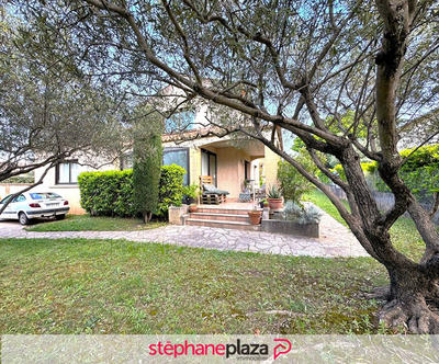 Maison - 194 m² - 7 pièces