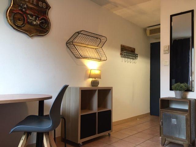 Studio - 18 m² - 1 pièce