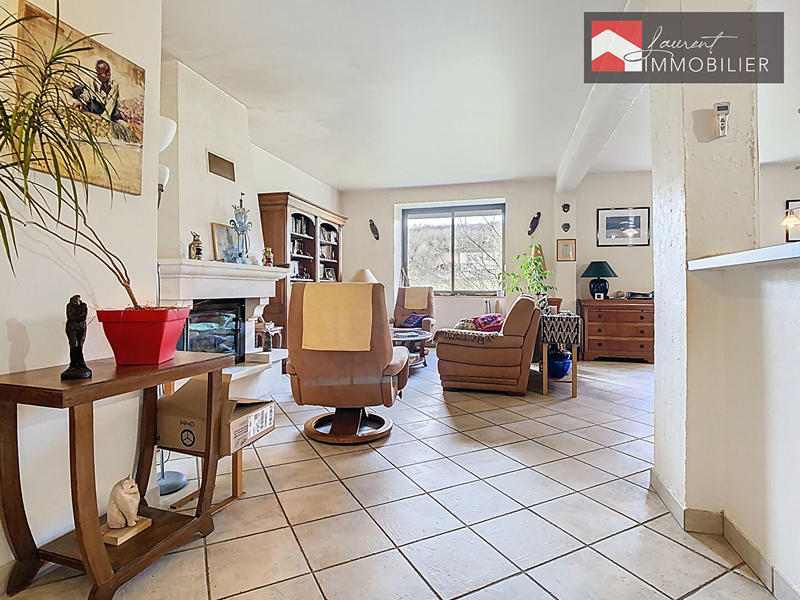 Maison - 192 m² - 5 pièces