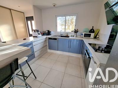 Maison - 145 m² - 7 pièces