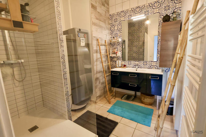 Maison - 105 m² - 4 pièces