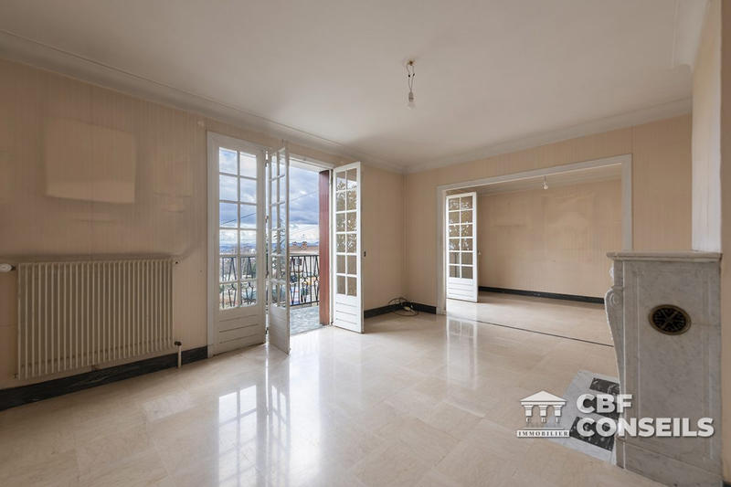 Maison - 160 m² - 8 pièces