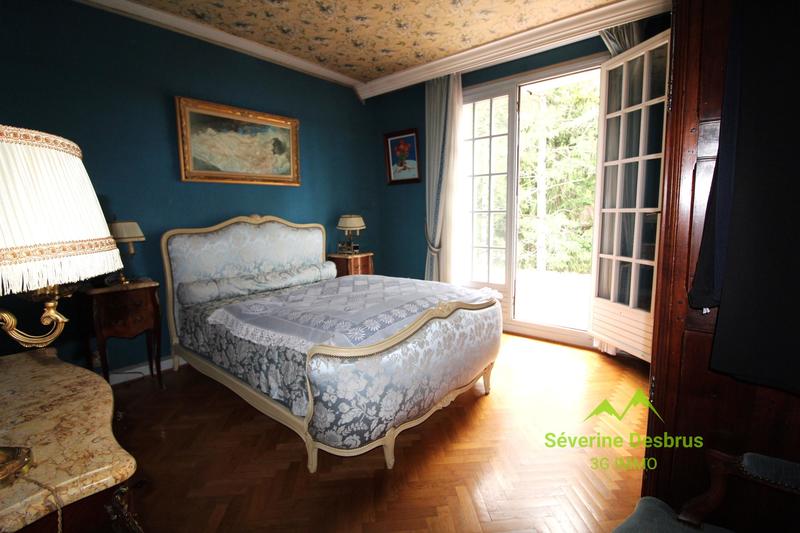 Maison - 164 m² - 9 pièces