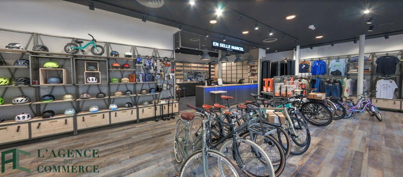 Fonds de commerce - Local commercial - 124 m²