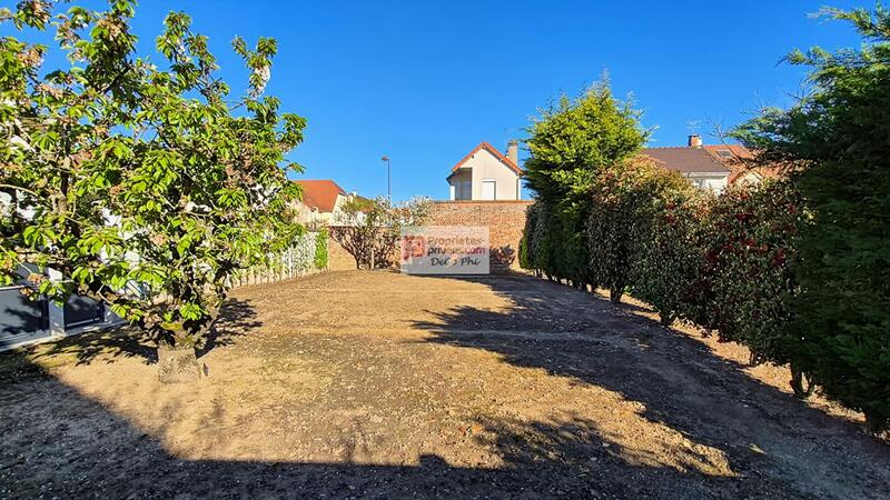 Terrain constructible - 285 m²