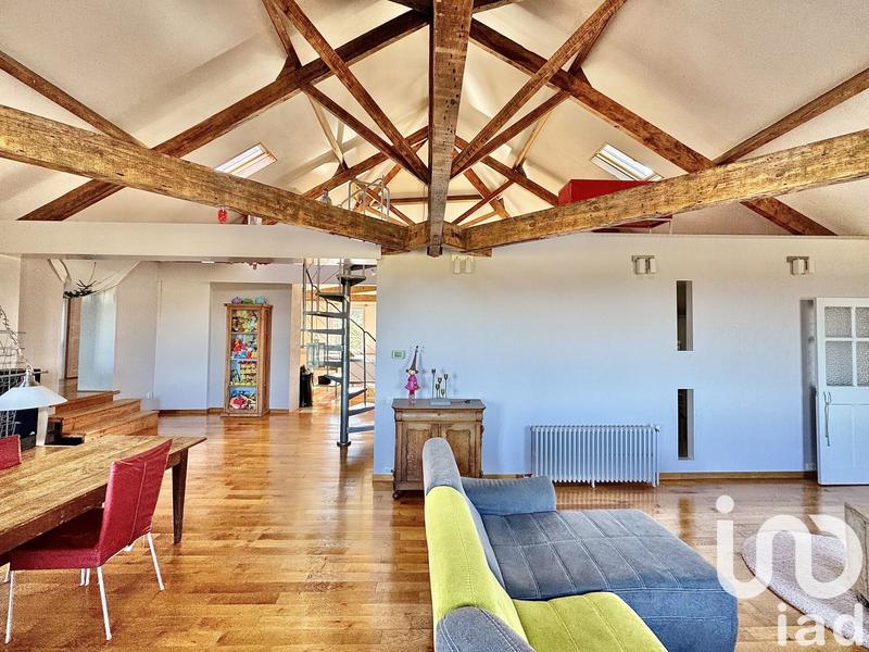 Château - 750 m² - 13 pièces