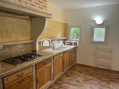 Maison - 218 m² - 5 pièces