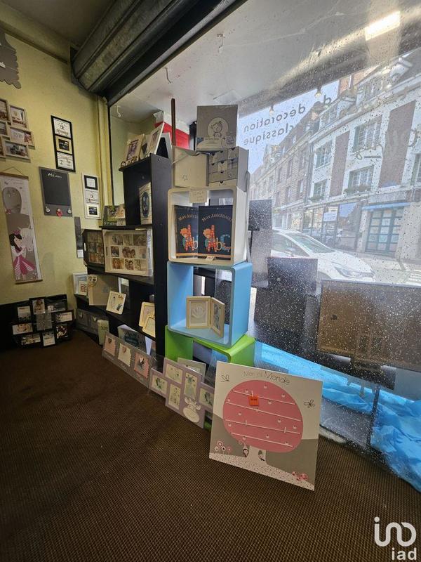 Local commercial - 93 m²