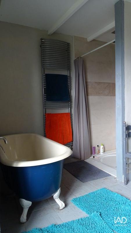 Maison - 245 m² - 6 pièces