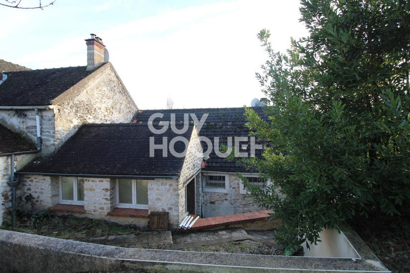 Maison - 211 m² - 7 pièces