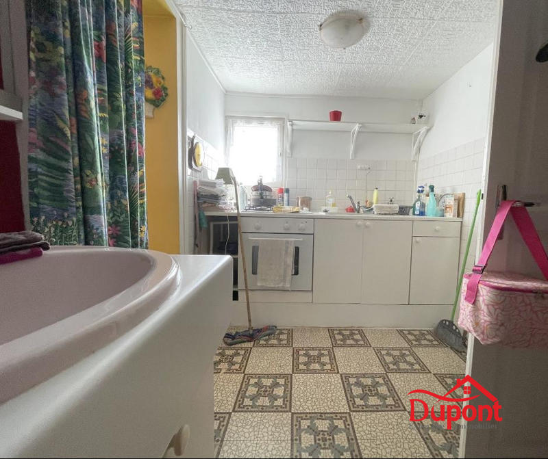 Maison - 94 m² - 6 pièces