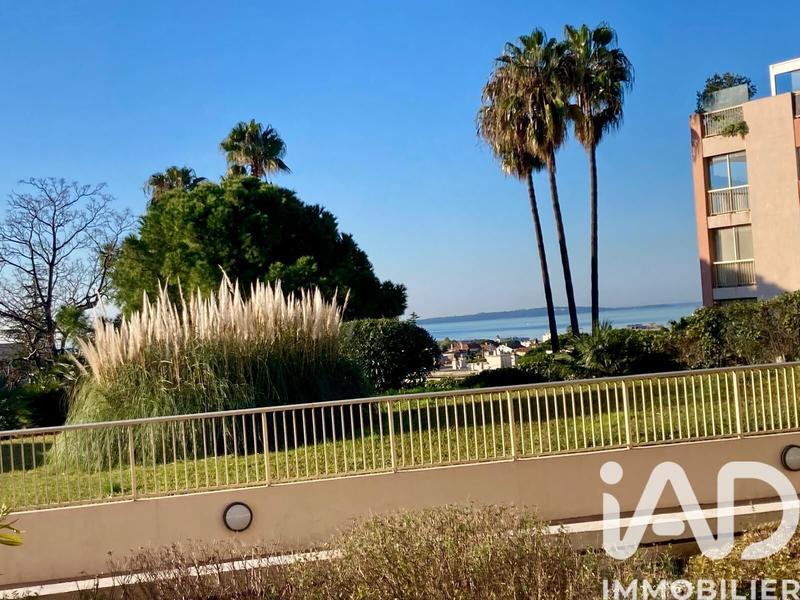 Appartement - 86 m² - 4 pièces