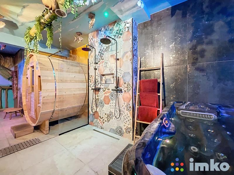 Fonds de commerce - 102 m²